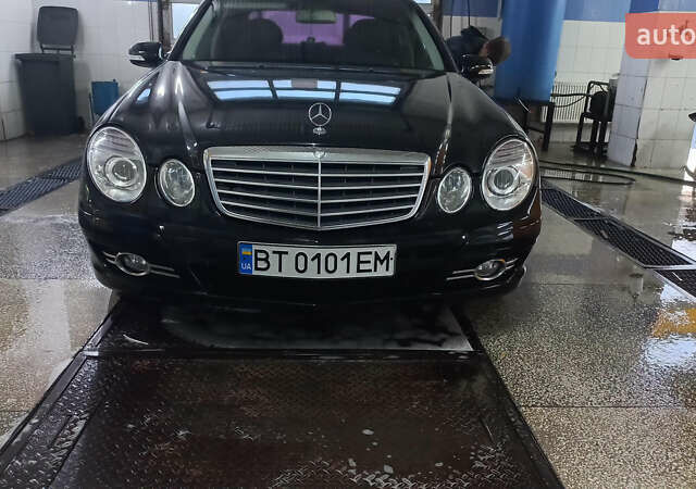 Мерседес Е-Клас 2006 у Одесі на Automoto.ua Чорний Мерседес Е-Клас, об'ємом двигуна 2.2 л та пробігом 480 тис. км за 8800 $, фото 1 на Automoto.ua