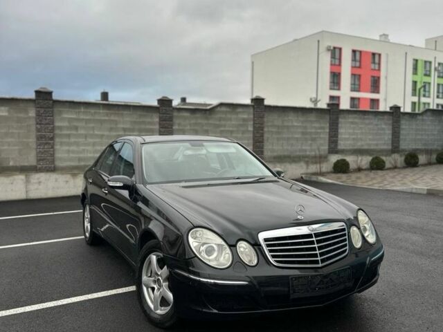 Черный Мерседес Е-Класс, объемом двигателя 3.2 л и пробегом 310 тыс. км за 4800 $, фото 1 на Automoto.ua