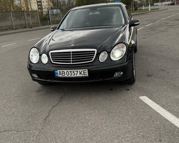 Черный Мерседес Е-Класс, объемом двигателя 2.15 л и пробегом 350 тыс. км за 6700 $, фото 1 на Automoto.ua