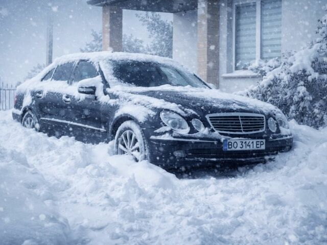 Чорний Мерседес Е-Клас, об'ємом двигуна 2.1 л та пробігом 380 тис. км за 6999 $, фото 1 на Automoto.ua