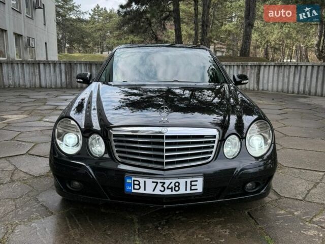 Черный Мерседес Е-Класс, объемом двигателя 2.2 л и пробегом 268 тыс. км за 8500 $, фото 1 на Automoto.ua