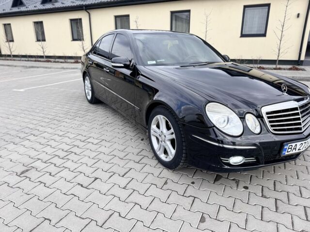 Чорний Мерседес Е-Клас, об'ємом двигуна 3 л та пробігом 240 тис. км за 5200 $, фото 1 на Automoto.ua
