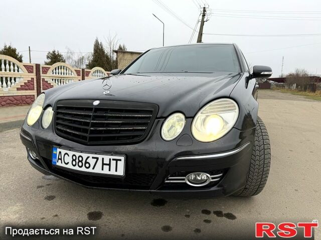 Чорний Мерседес Е-Клас, об'ємом двигуна 3 л та пробігом 350 тис. км за 7200 $, фото 1 на Automoto.ua