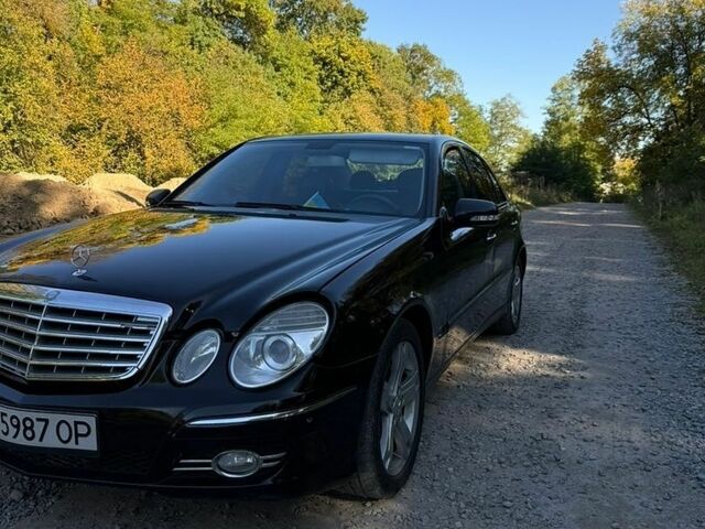 Чорний Мерседес Е-Клас, об'ємом двигуна 2.15 л та пробігом 499 тис. км за 5800 $, фото 1 на Automoto.ua