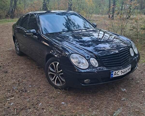 Мерседес Е-Класс 2007 в Маневичах на Automoto.ua Черный Мерседес Е-Класс, объемом двигателя 2.2 л и пробегом 340 тыс. км за 8650 $, фото 1 на Automoto.ua