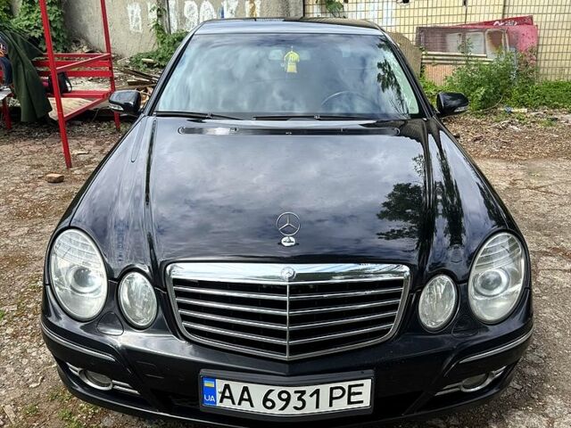 Чорний Мерседес Е-Клас, об'ємом двигуна 1.8 л та пробігом 390 тис. км за 7000 $, фото 1 на Automoto.ua