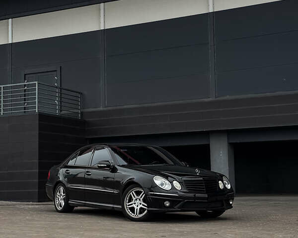 Черный Мерседес Е-Класс, объемом двигателя 3 л и пробегом 384 тыс. км за 9500 $, фото 1 на Automoto.ua
