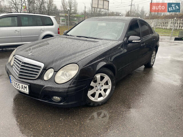 Черный Мерседес Е-Класс, объемом двигателя 2.2 л и пробегом 221 тыс. км за 9500 $, фото 1 на Automoto.ua