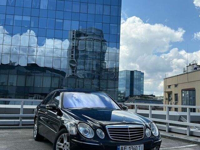 Чорний Мерседес Е-Клас, об'ємом двигуна 3 л та пробігом 325 тис. км за 9200 $, фото 1 на Automoto.ua