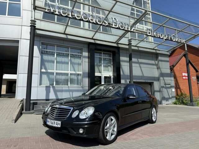 Чорний Мерседес Е-Клас, об'ємом двигуна 5.5 л та пробігом 350 тис. км за 12900 $, фото 1 на Automoto.ua