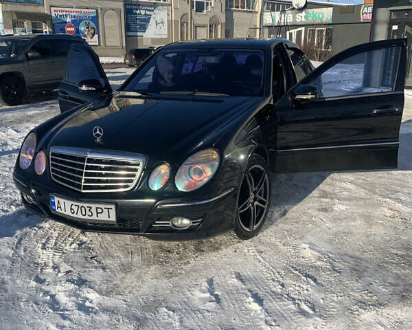 Черный Мерседес Е-Класс, объемом двигателя 3.22 л и пробегом 450 тыс. км за 9500 $, фото 1 на Automoto.ua
