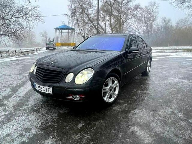Чорний Мерседес Е-Клас, об'ємом двигуна 2.1 л та пробігом 30000 тис. км за 8500 $, фото 1 на Automoto.ua