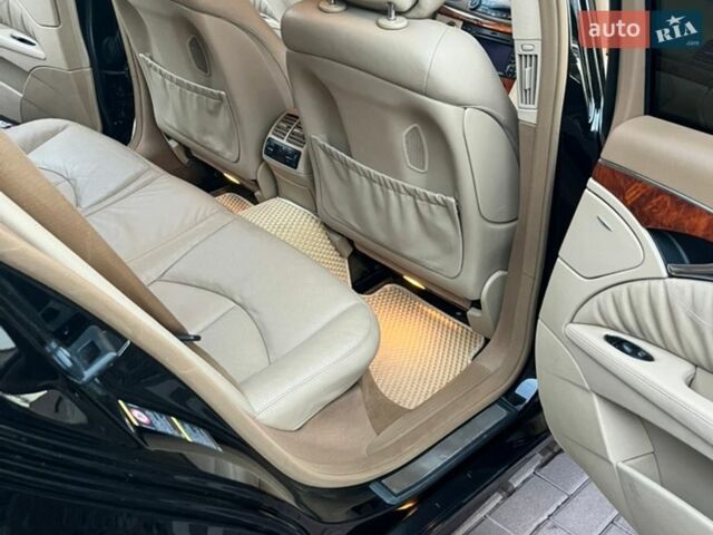 Чорний Мерседес Е-Клас, об'ємом двигуна 2.15 л та пробігом 235 тис. км за 11000 $, фото 1 на Automoto.ua