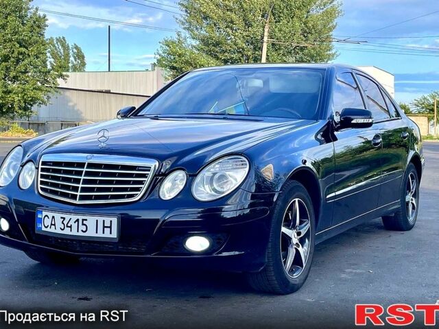 Чорний Мерседес Е-Клас, об'ємом двигуна 2.1 л та пробігом 275 тис. км за 7250 $, фото 1 на Automoto.ua