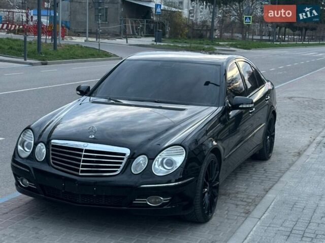 Чорний Мерседес Е-Клас, об'ємом двигуна 2.99 л та пробігом 335 тис. км за 8300 $, фото 1 на Automoto.ua