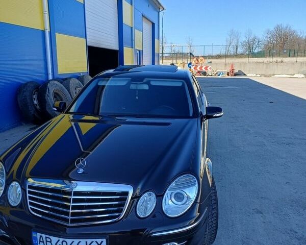 Чорний Мерседес Е-Клас, об'ємом двигуна 3 л та пробігом 228 тис. км за 11500 $, фото 1 на Automoto.ua