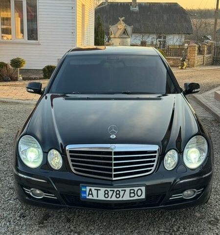 Черный Мерседес Е-Класс, объемом двигателя 3 л и пробегом 290 тыс. км за 11000 $, фото 1 на Automoto.ua