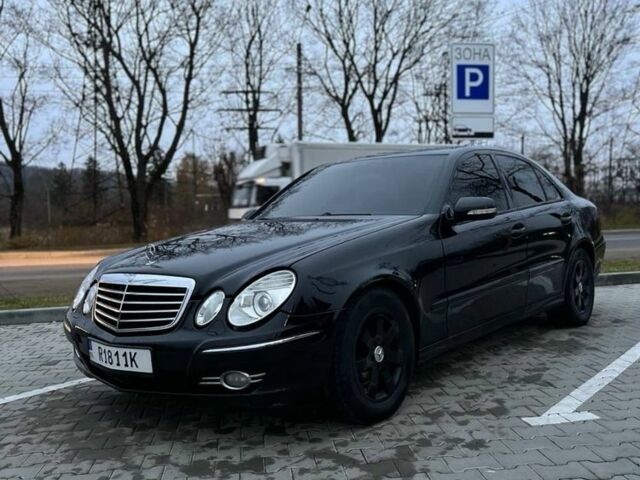 Черный Мерседес Е-Класс, объемом двигателя 2.1 л и пробегом 323 тыс. км за 7800 $, фото 1 на Automoto.ua