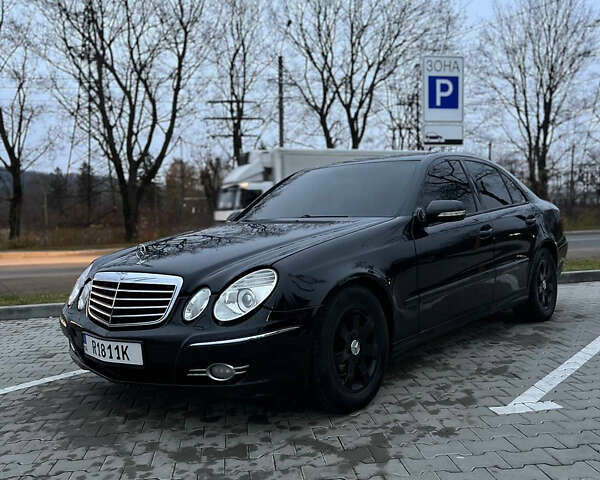 Черный Мерседес Е-Класс, объемом двигателя 2.15 л и пробегом 323 тыс. км за 7800 $, фото 1 на Automoto.ua