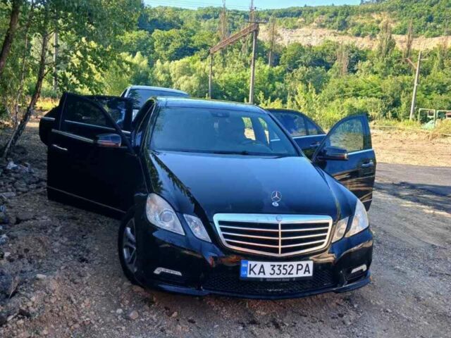 Чорний Мерседес Е-Клас, об'ємом двигуна 3.5 л та пробігом 140 тис. км за 12500 $, фото 1 на Automoto.ua