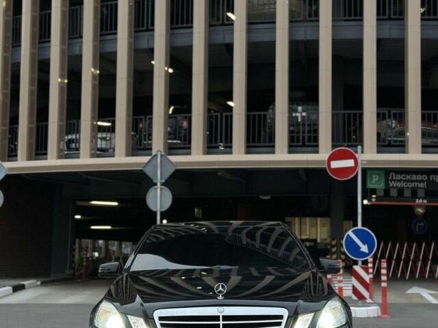 Черный Мерседес Е-Класс, объемом двигателя 2.1 л и пробегом 270 тыс. км за 11500 $, фото 1 на Automoto.ua