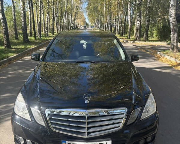Черный Мерседес Е-Класс, объемом двигателя 2.14 л и пробегом 395 тыс. км за 11700 $, фото 1 на Automoto.ua
