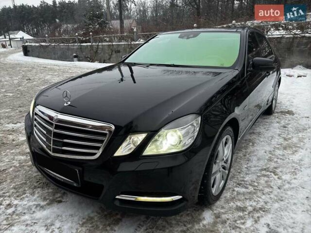 Черный Мерседес Е-Класс, объемом двигателя 3 л и пробегом 330 тыс. км за 14700 $, фото 1 на Automoto.ua