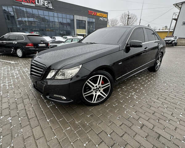 Чорний Мерседес Е-Клас, об'ємом двигуна 3 л та пробігом 195 тис. км за 14200 $, фото 1 на Automoto.ua