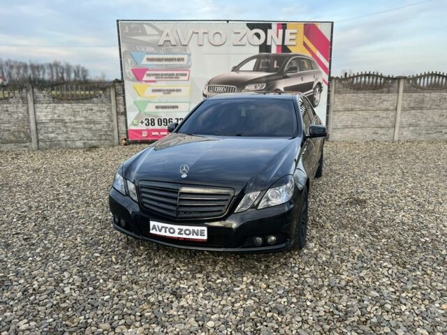 Черный Мерседес Е-Класс, объемом двигателя 2.2 л и пробегом 306 тыс. км за 9499 $, фото 1 на Automoto.ua