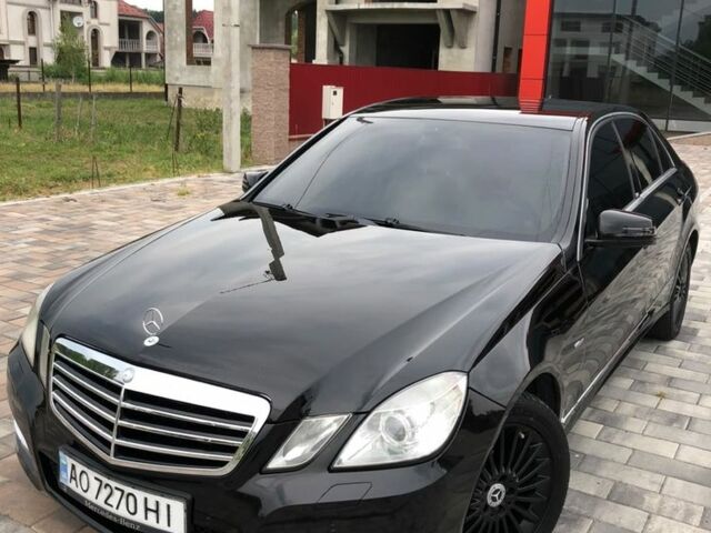 Чорний Мерседес Е-Клас, об'ємом двигуна 3 л та пробігом 270 тис. км за 10500 $, фото 1 на Automoto.ua