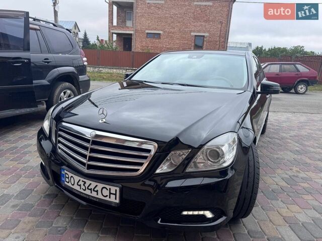 Чорний Мерседес Е-Клас, об'ємом двигуна 2.99 л та пробігом 250 тис. км за 15000 $, фото 1 на Automoto.ua