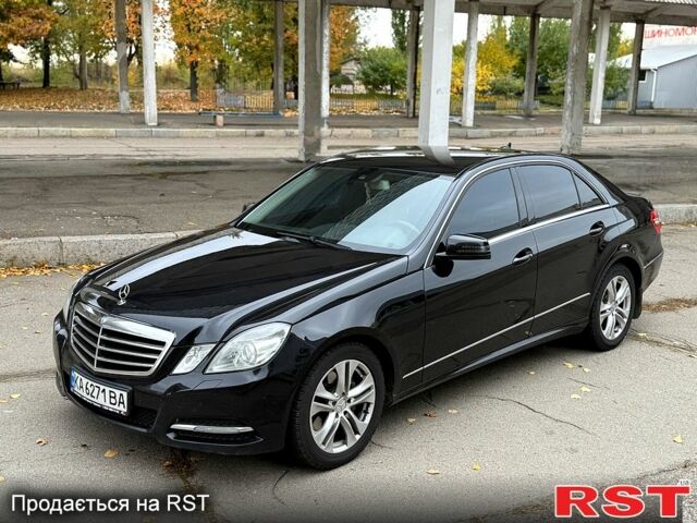 Черный Мерседес Е-Класс, объемом двигателя 3.5 л и пробегом 330 тыс. км за 13500 $, фото 1 на Automoto.ua
