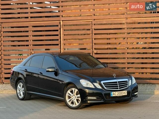 Чорний Мерседес Е-Клас, об'ємом двигуна 2.2 л та пробігом 298 тис. км за 15399 $, фото 1 на Automoto.ua