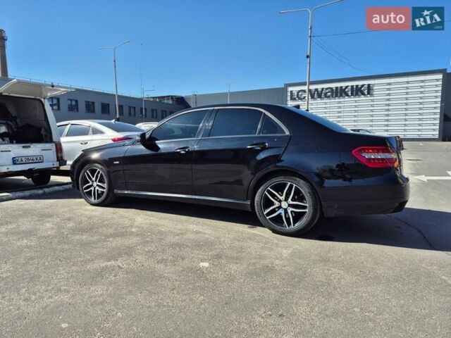 Черный Мерседес Е-Класс, объемом двигателя 2.14 л и пробегом 291 тыс. км за 9950 $, фото 1 на Automoto.ua