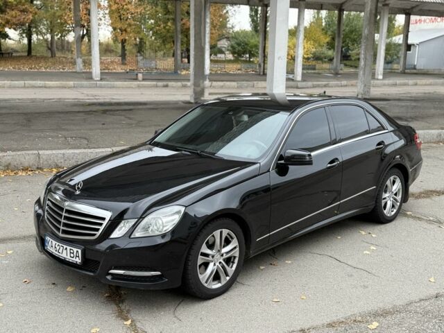Черный Мерседес Е-Класс, объемом двигателя 3.5 л и пробегом 330 тыс. км за 13500 $, фото 1 на Automoto.ua