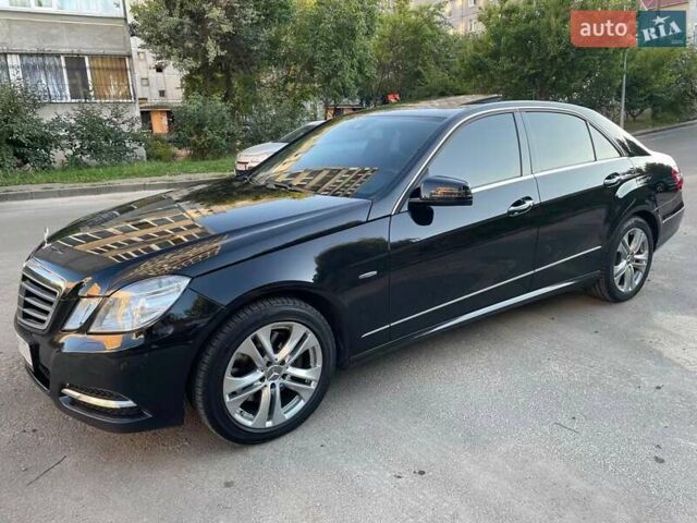 Черный Мерседес Е-Класс, объемом двигателя 2.99 л и пробегом 398 тыс. км за 12500 $, фото 1 на Automoto.ua