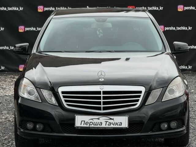 Черный Мерседес Е-Класс, объемом двигателя 2 л и пробегом 203 тыс. км за 12000 $, фото 1 на Automoto.ua