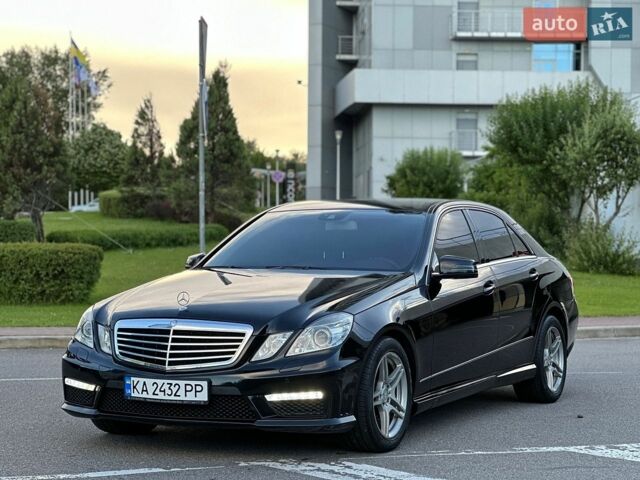 Черный Мерседес Е-Класс, объемом двигателя 3.5 л и пробегом 250 тыс. км за 12800 $, фото 1 на Automoto.ua