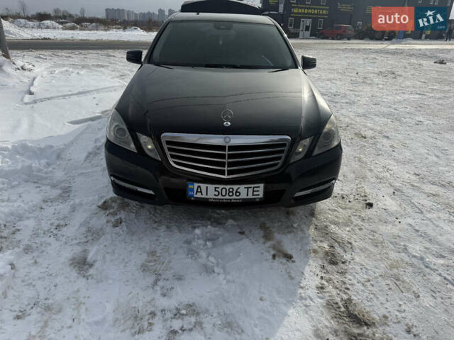 Чорний Мерседес Е-Клас, об'ємом двигуна 3.5 л та пробігом 350 тис. км за 13500 $, фото 1 на Automoto.ua