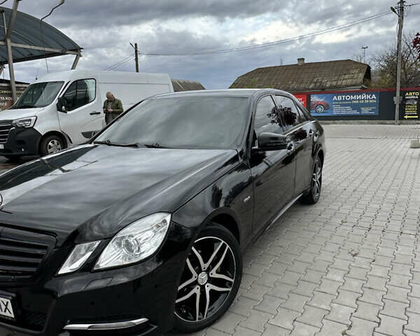 Чорний Мерседес Е-Клас, об'ємом двигуна 2.2 л та пробігом 285 тис. км за 12300 $, фото 1 на Automoto.ua