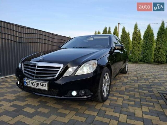 Черный Мерседес Е-Класс, объемом двигателя 2.14 л и пробегом 290 тыс. км за 11499 $, фото 1 на Automoto.ua