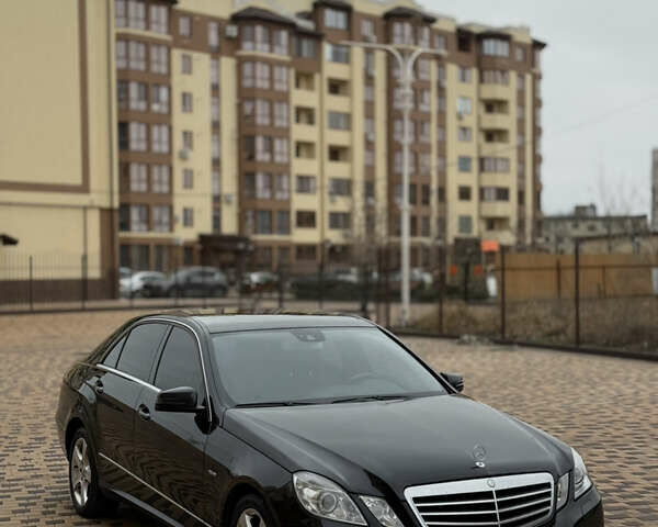 Чорний Мерседес Е-Клас, об'ємом двигуна 2.14 л та пробігом 270 тис. км за 12200 $, фото 1 на Automoto.ua