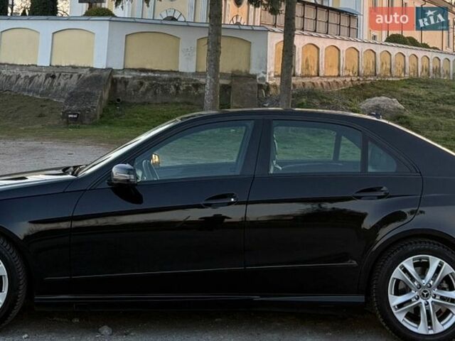 Чорний Мерседес Е-Клас, об'ємом двигуна 2.2 л та пробігом 215 тис. км за 14000 $, фото 1 на Automoto.ua