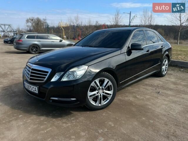 Чорний Мерседес Е-Клас, об'ємом двигуна 2.14 л та пробігом 297 тис. км за 11800 $, фото 1 на Automoto.ua