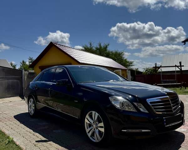 Чорний Мерседес Е-Клас, об'ємом двигуна 2.2 л та пробігом 420 тис. км за 11800 $, фото 1 на Automoto.ua
