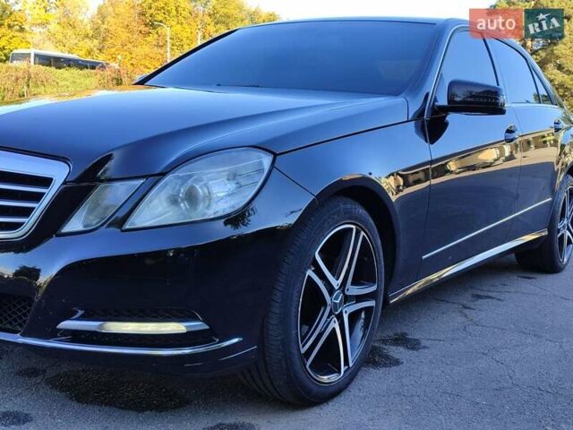 Мерседес Е-Класс 2012 в Умани на Automoto.ua Черный Мерседес Е-Класс, объемом двигателя 2.1 л и пробегом 338 тыс. км за 10999 $, фото 1 на Automoto.ua