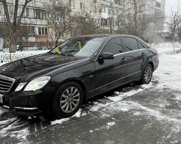 Чорний Мерседес Е-Клас, об'ємом двигуна 1.8 л та пробігом 175 тис. км за 13500 $, фото 1 на Automoto.ua