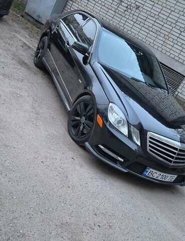 Черный Мерседес Е-Класс, объемом двигателя 3 л и пробегом 228 тыс. км за 12500 $, фото 1 на Automoto.ua