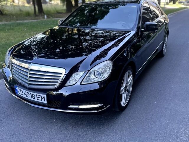 Чорний Мерседес Е-Клас, об'ємом двигуна 1.8 л та пробігом 258 тис. км за 12900 $, фото 1 на Automoto.ua