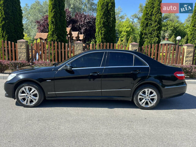 Чорний Мерседес Е-Клас, об'ємом двигуна 2.14 л та пробігом 334 тис. км за 13000 $, фото 1 на Automoto.ua